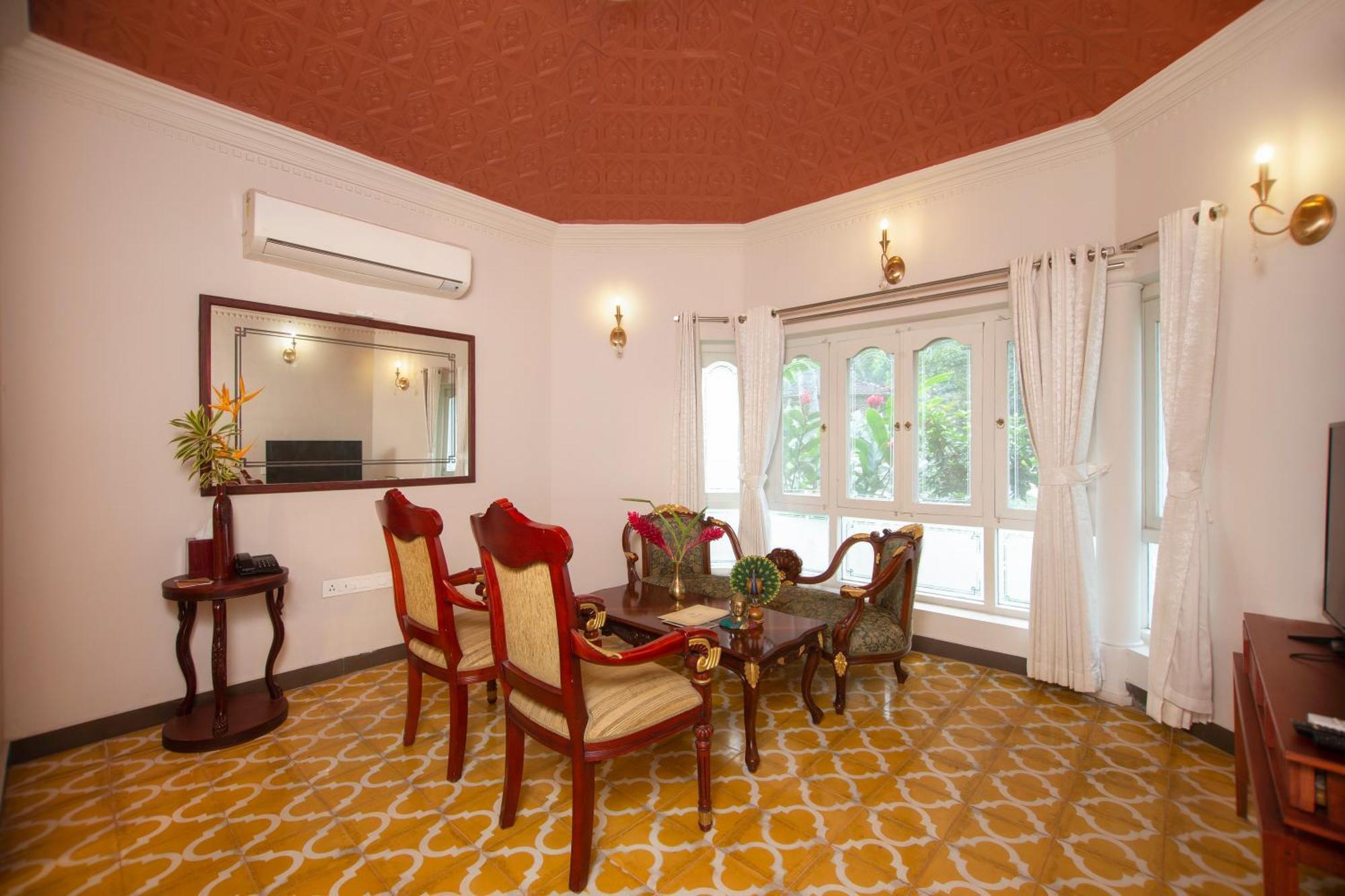 Kairali - The Ayurvedic Healing Village Palakkad Esterno foto